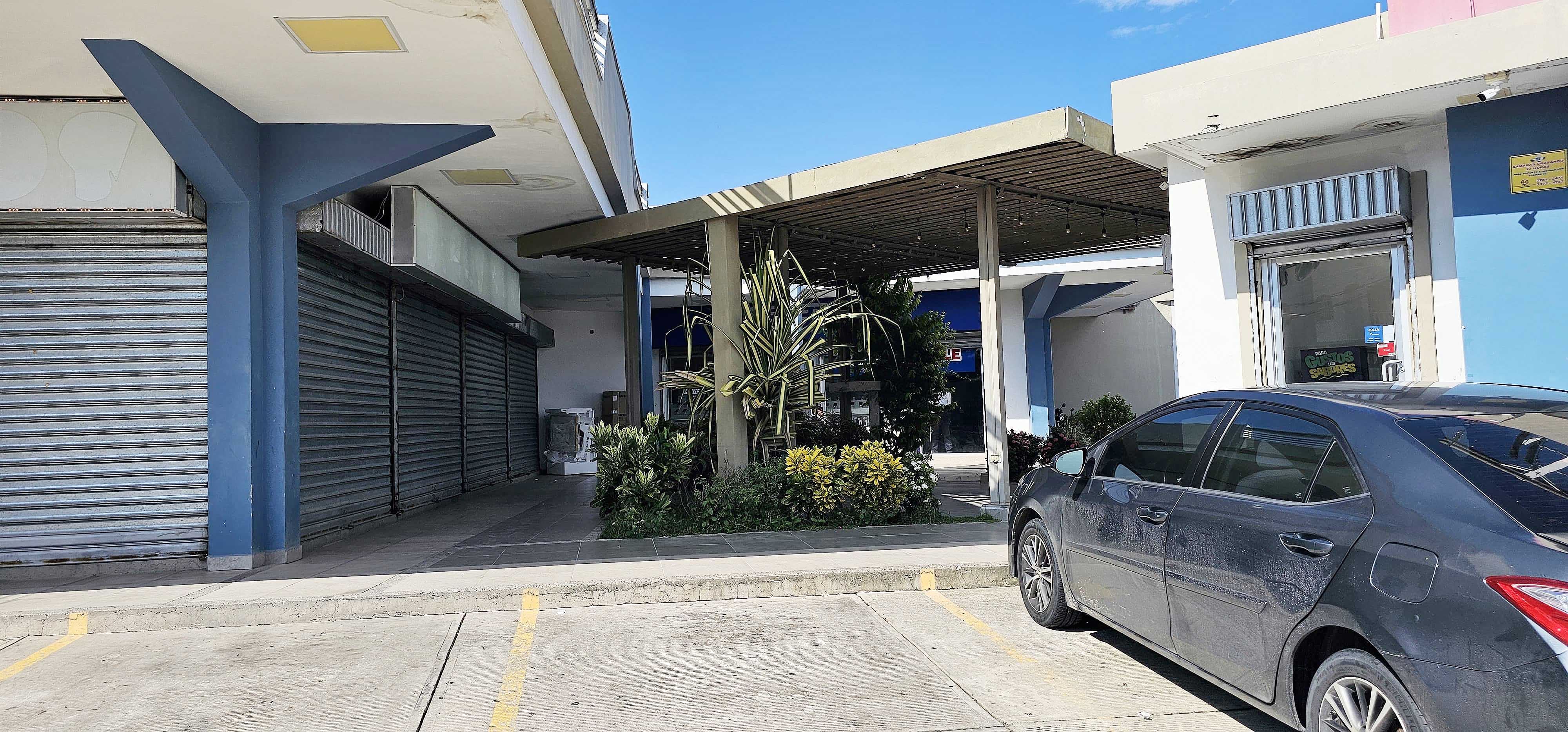 Remax real estate, Honduras, San Lorenzo, SE VENDE PLAZA COMERCIAL CON 10 LOCALES EN SAN LORENZO, VALLE